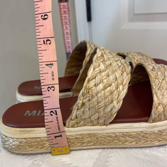 MIA Women's Tan Woven Platform Sandals Size 8.5 - Picture 8 of 8